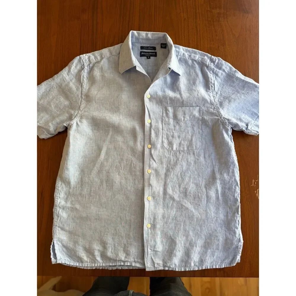 Austin Reed London Light Blue 100% Linen Short Sleeve Button Down Shirt - Size M
